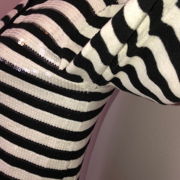 Gap size M sequins cardigan - Picture 3 of 7